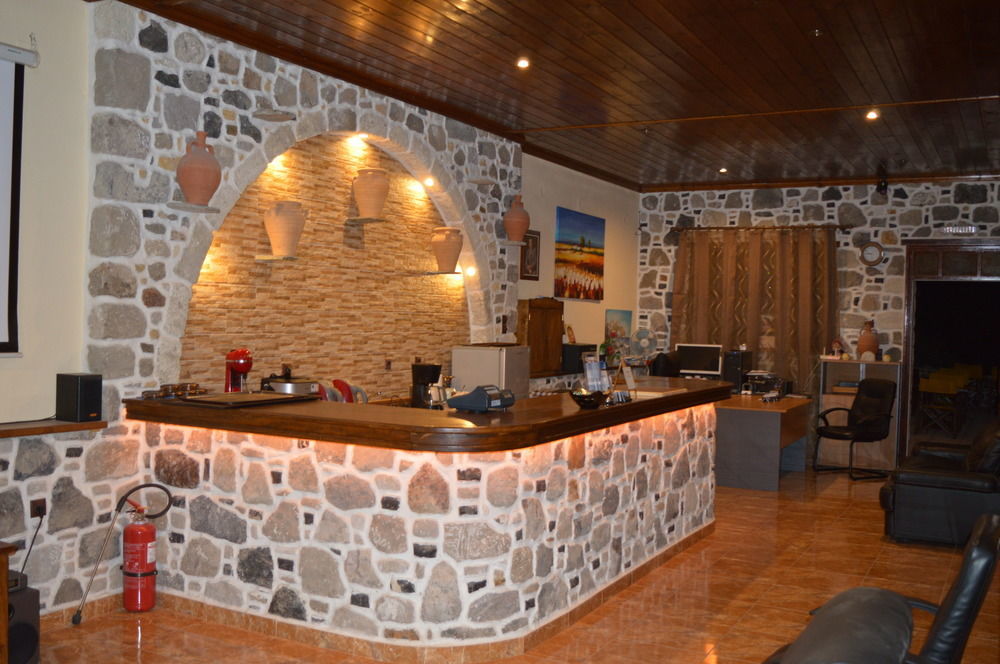 Mandrákion 罗曼特佐旅馆酒店 外观 照片