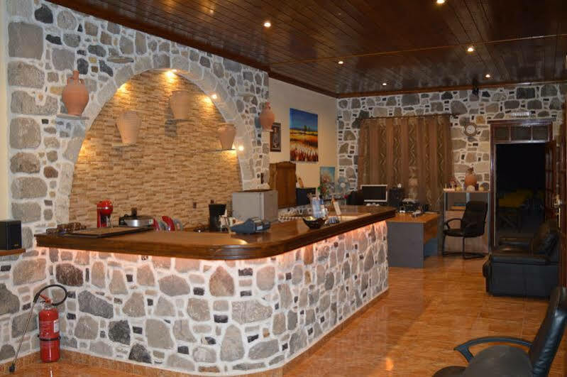Mandrákion 罗曼特佐旅馆酒店 外观 照片